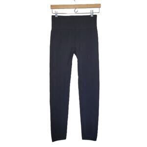 Outdoor Voices Women's Black 7/8 Leggings Size‎ Medium